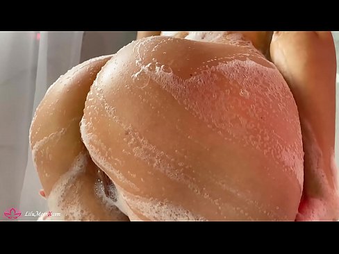 ❤️ Brunette manao masturbate Pussy miaraka amin'ny Vibrator ho amin'ny orgasme mahery amin'ny fandroana ❌ Fomba vetaveta mafy aminay ️❤